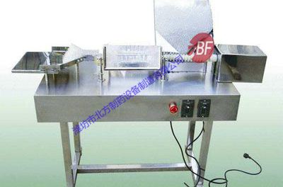 点击查看详细信息<br>标题：口服液灯检机HDDJ-1 阅读次数：6199